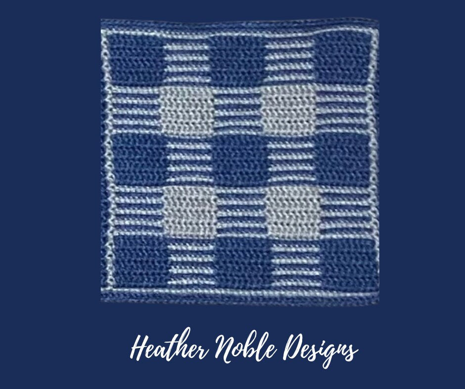 Interlocking Hearts Table Runner