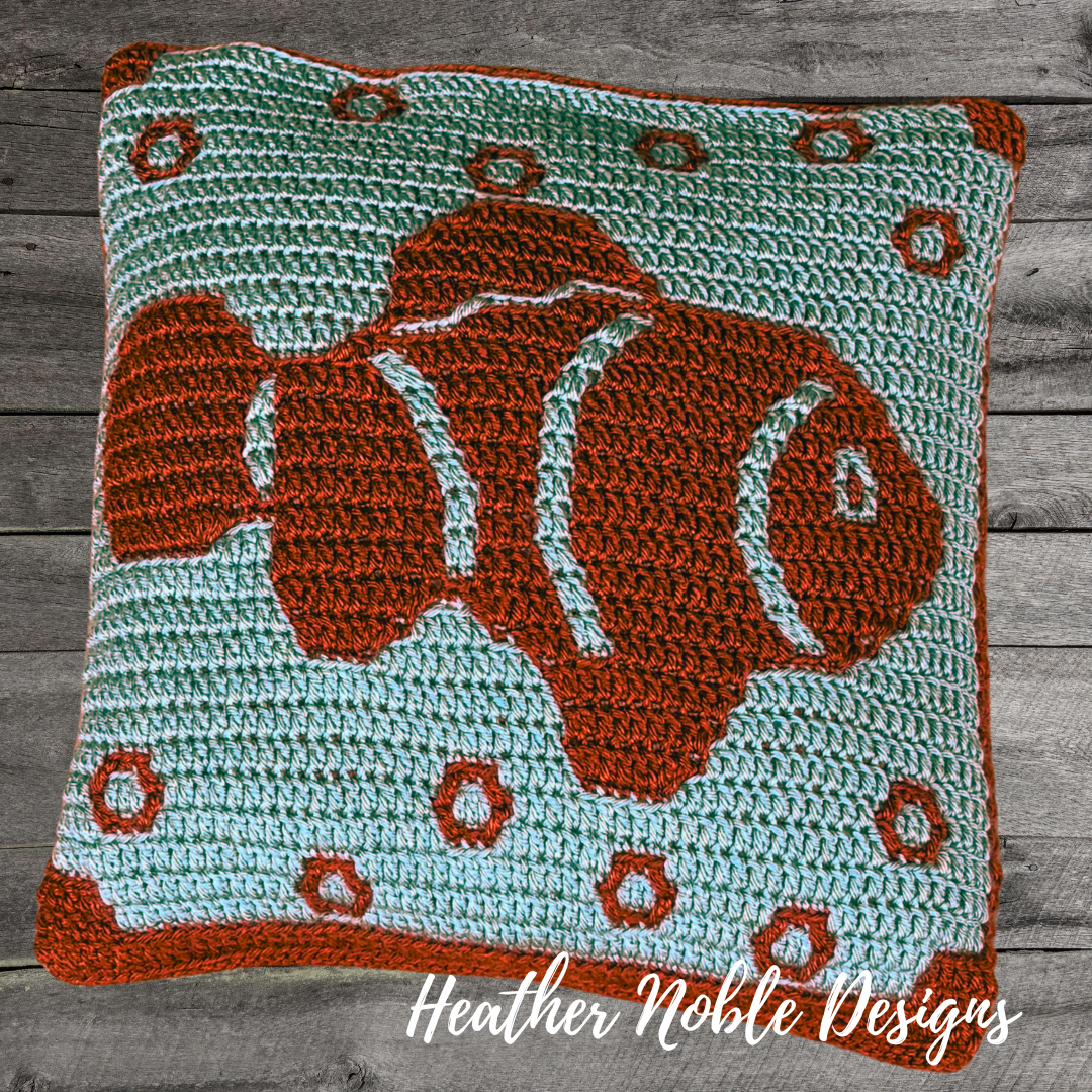Clownfish Pillow