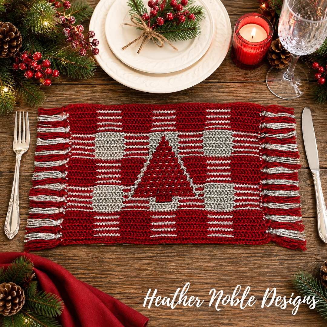 Christmas Tree Placemat – Mosaic Crochet Pattern (PDF Pattern)