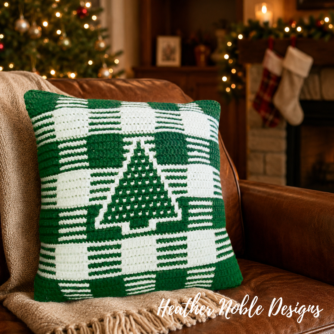 Christmas Tree Pillow – Mosaic Crochet Pattern (PDF Pattern)
