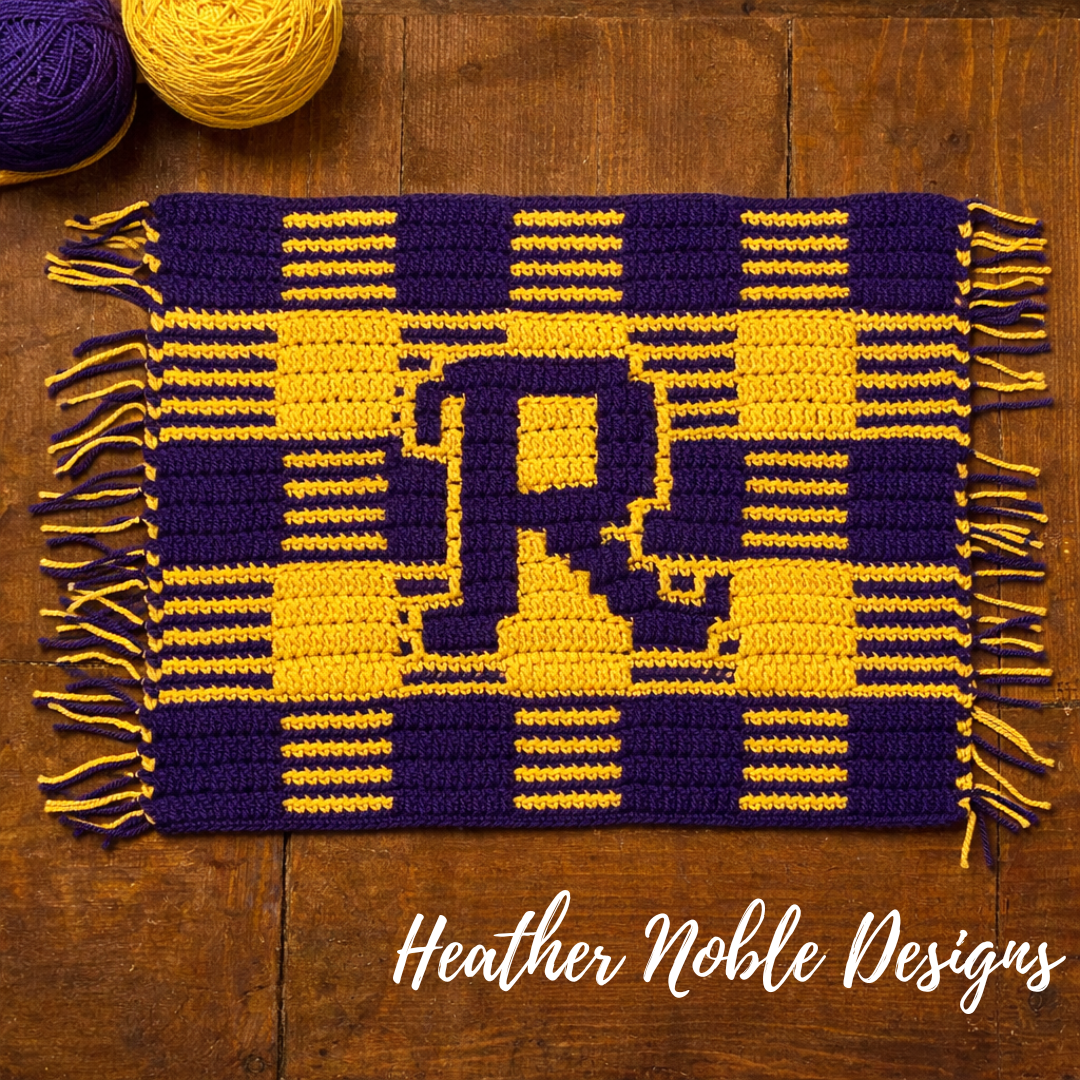Monogram "R" Placemat - Mosaic Crochet Pattern (PDF Pattern)